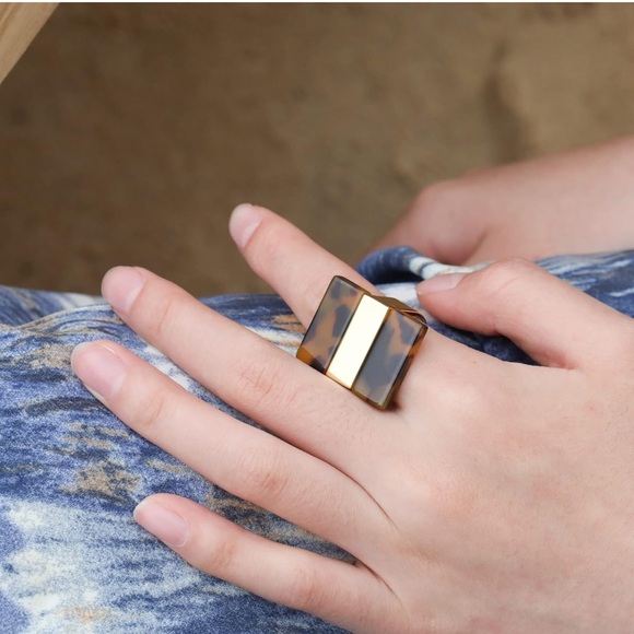 Tortoise Shell Square Ring with Gold Accent - Picture 1 of 4